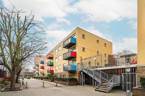 2 bedroom flat for sale, Greenroof Way, Greenwich Millennium Village, London, SE10