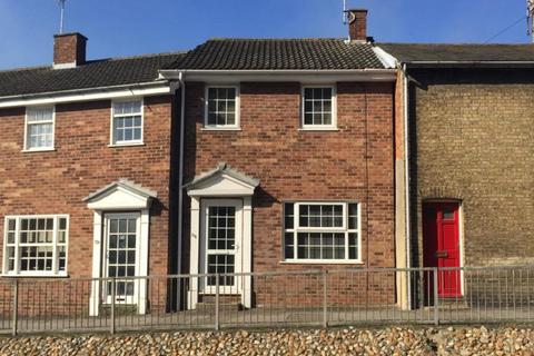 2 bedroom terraced house to rent, Eastgate Street, Bury St. Edmunds IP33