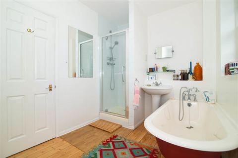 95 Cedar Terrace, Richmond, TW9 2BY