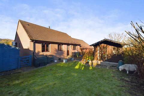 3 bedroom semi-detached bungalow for sale, 2 Grimond Place, Finstown, Orkney