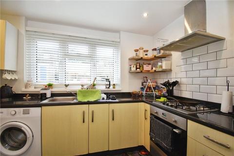 2 bedroom apartment for sale, Chambers Avenue, Romsey, Hampshire