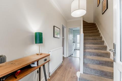 62 Kilpatrick Gardens, Clarkston, Glasgow, G76 7RH