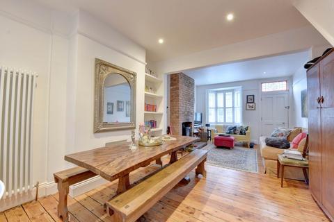 89 Harpsden Road, Henley-on-thames, RG9 1ED