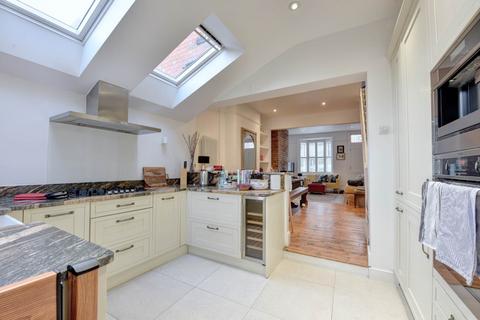 89 Harpsden Road, Henley-on-thames, RG9 1ED