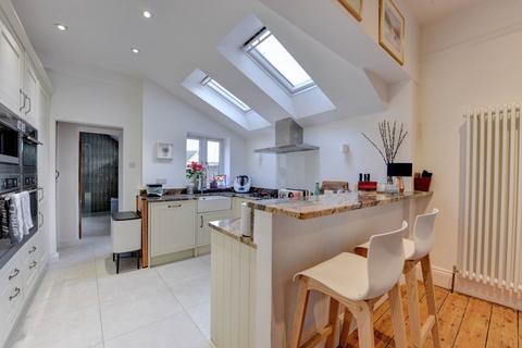 89 Harpsden Road, Henley-on-thames, RG9 1ED