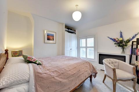 89 Harpsden Road, Henley-on-thames, RG9 1ED