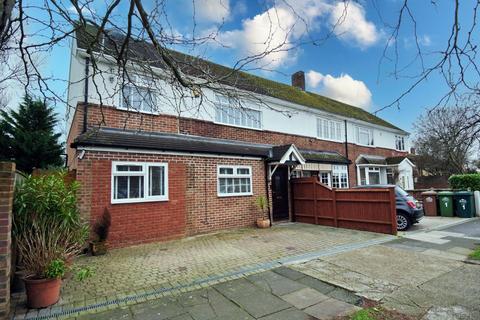 3 bedroom house for sale, Saxon Road, Ashford TW15