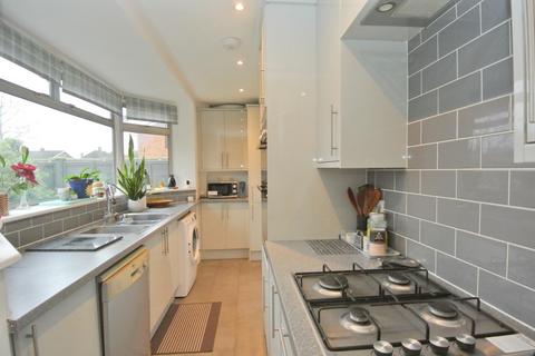 3 bedroom house for sale, Saxon Road, Ashford TW15