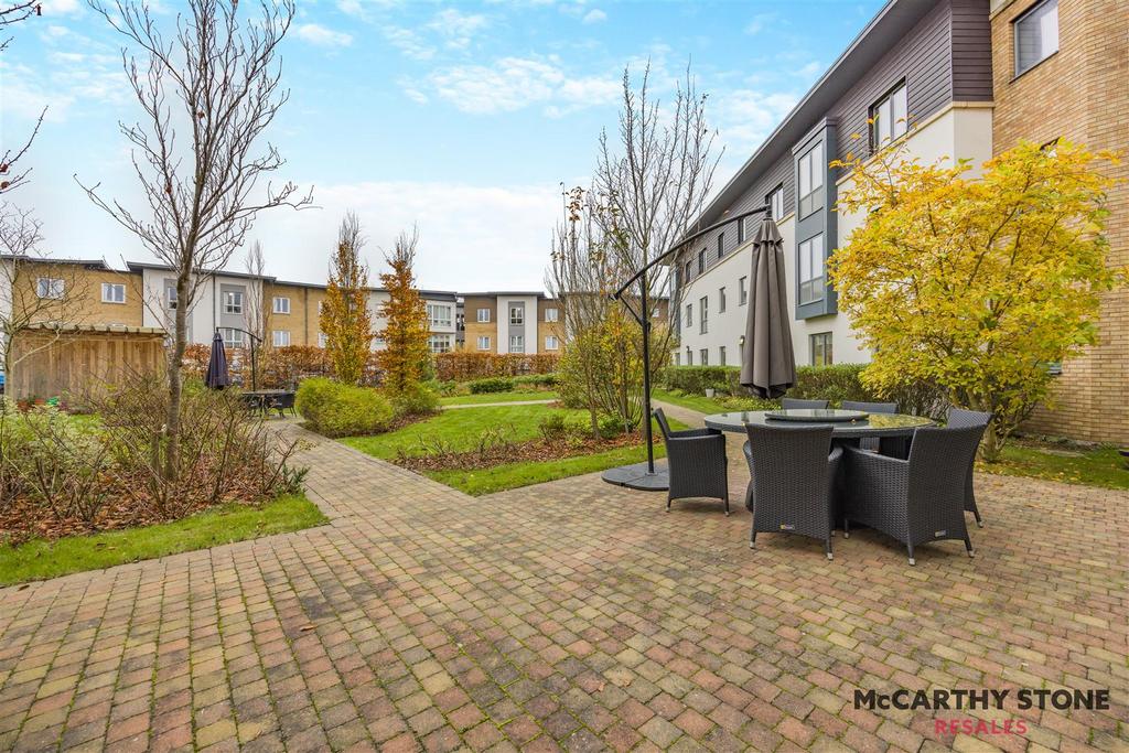 8627410-exterior01.jpg