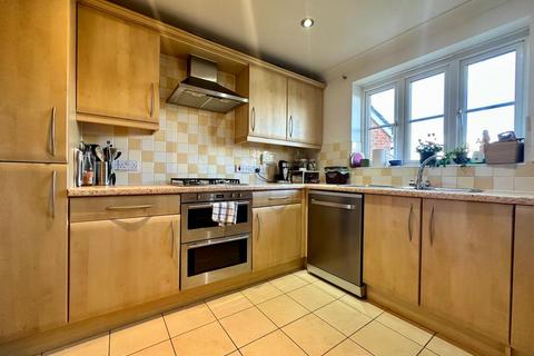 3 bedroom semi-detached house for sale, Devonshire Rise, Tiverton EX16