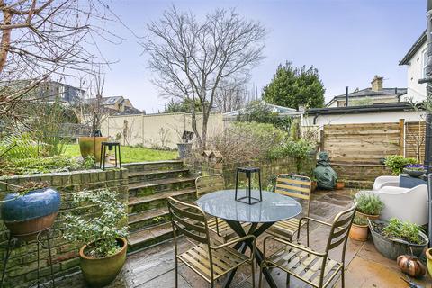 23 Waterloo Road, Sutton, SM1 4LW