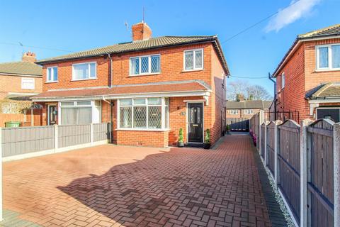 3 bedroom semi-detached house for sale, Leeds Road, Lofthouse WF3