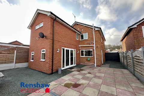 3 bedroom detached house for sale, Farm Close, Ilkeston, Derbyshire