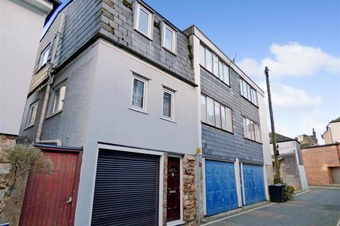 2 bedroom house for sale, Lake Street, Dartmouth