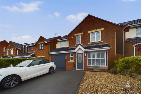 4 bedroom detached house for sale, Frank Bodicote Way, Swadlincote DE11