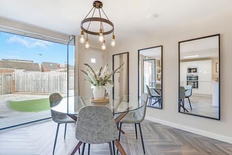 4 bedroom terraced bungalow for sale, 7 Drum Brae Walk, Edinburgh, EH4 8DG