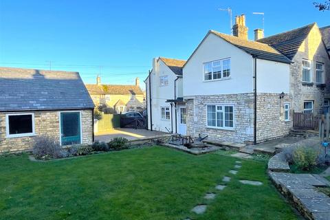 4 bedroom cottage for sale, The Green, Ketton, PE9 3RA