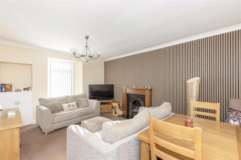 1 bedroom bungalow for sale, Glasgow Road, Bathgate