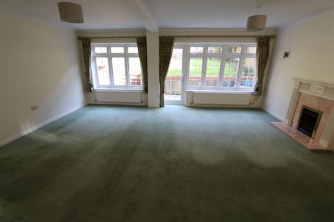 4 bedroom detached house to rent, Shenfield Place, Shenfield