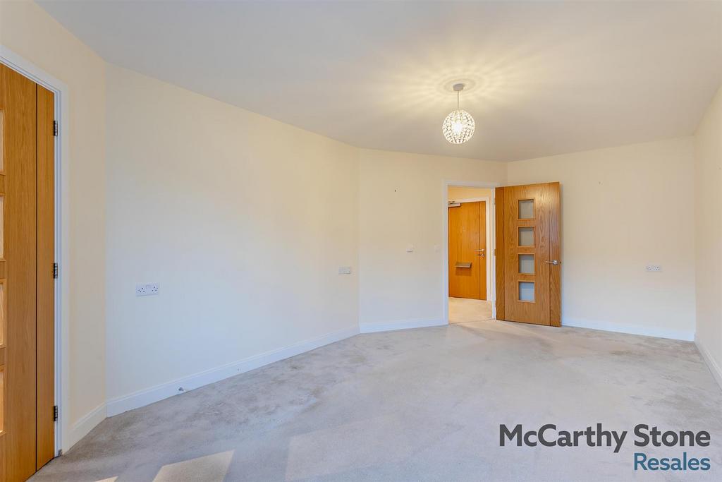 8634288-interior03-800.jpg