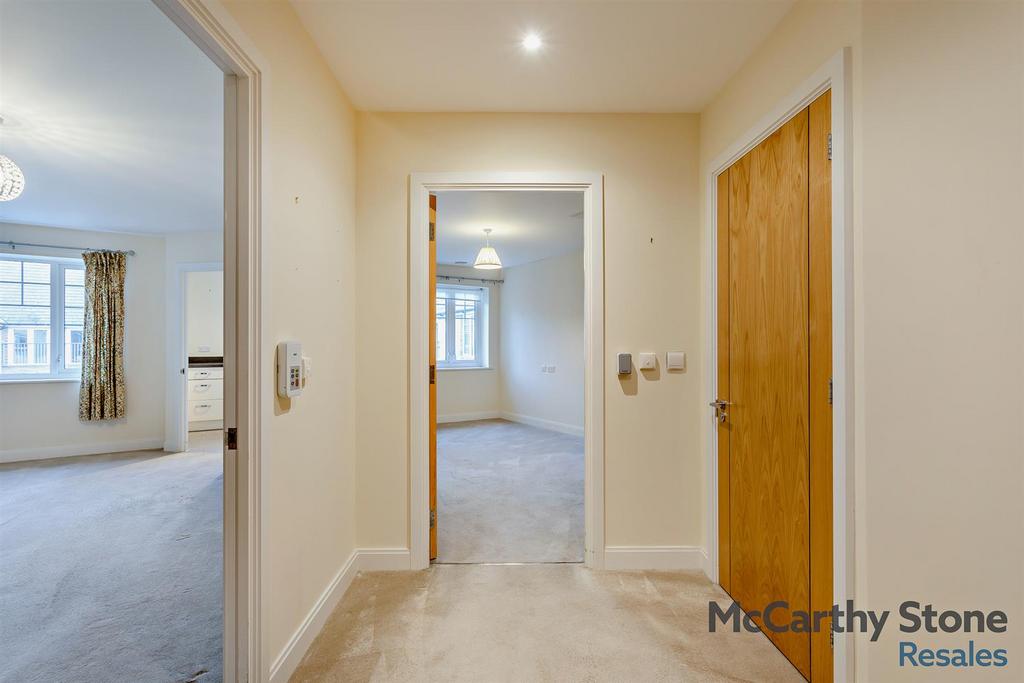 8634288-interior09-800.jpg