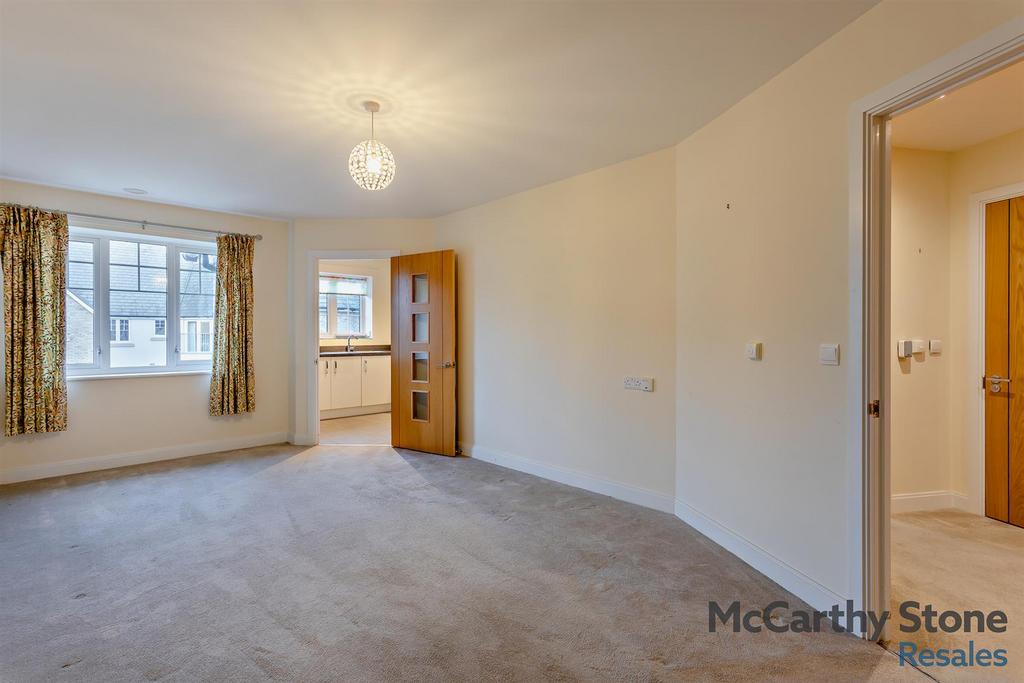 8634288-interior01-800.jpg