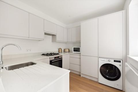 2 bedroom flat to rent, Chester Street, London, SW1X