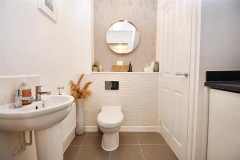 36 Centenary Way, Threemilestone, Truro, TR3 6FH