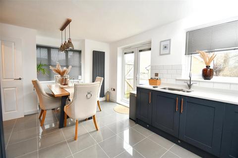 36 Centenary Way, Threemilestone, Truro, TR3 6FH