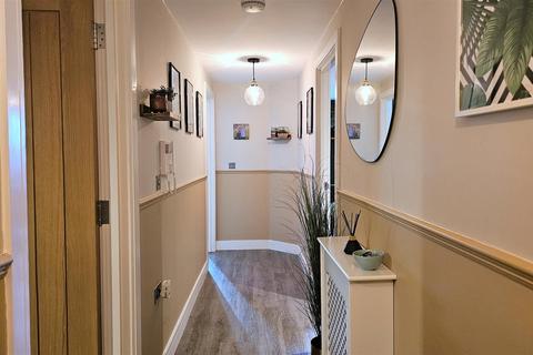 2 bedroom apartment for sale, Waterside Court, Dock Tavern Lane, Gorleston
