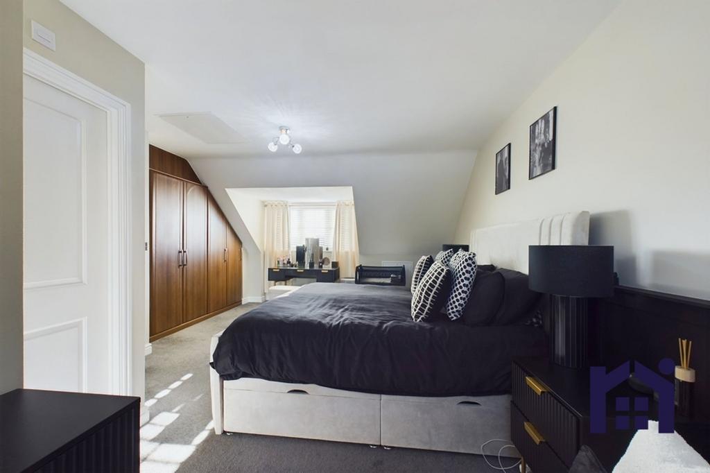 Master suite