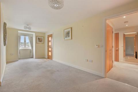 1 bedroom apartment for sale, Moorfield Road, Denham