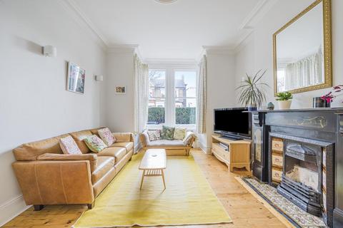 3 bedroom end of terrace house for sale, Coleraine Road, Hornsey