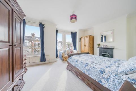 3 bedroom end of terrace house for sale, Coleraine Road, Hornsey