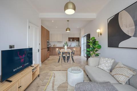 3 bedroom end of terrace house for sale, Balmoral Road, London