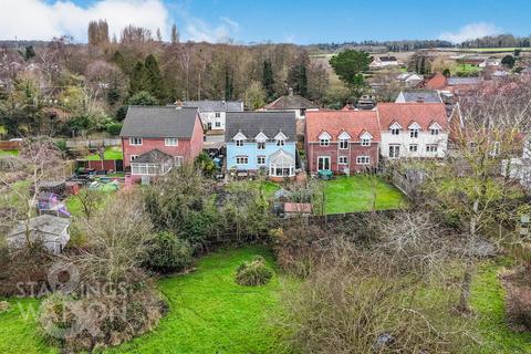 4 bedroom detached house for sale, The Street, Norwich NR14