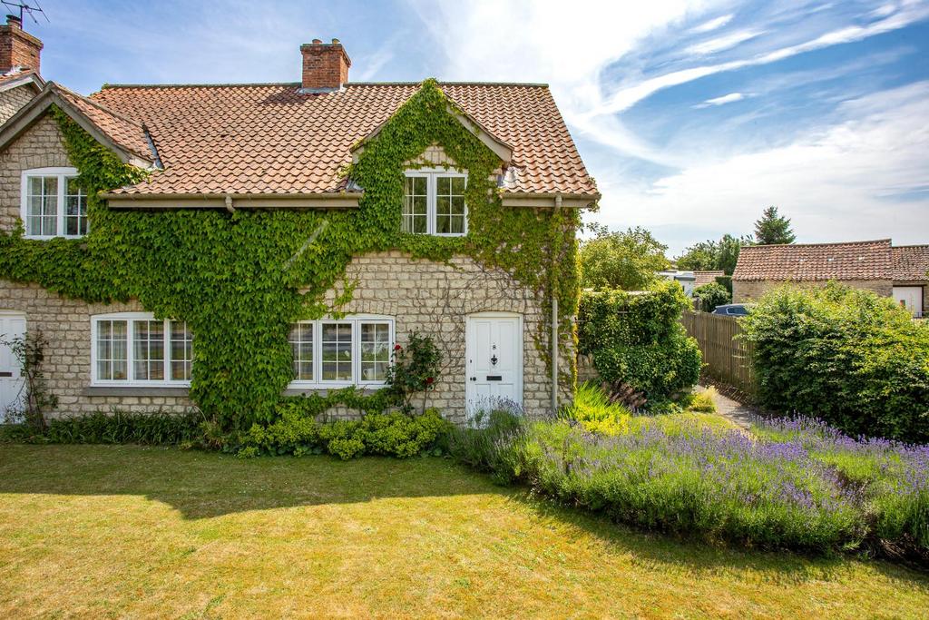 8 Hall Farm Cottage - Externals-M94 A6098.jpg