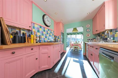 4 bedroom maisonette for sale, Springfield Road, Brighton