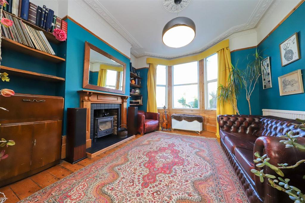 Nicholas james springfield rd living1.jpg