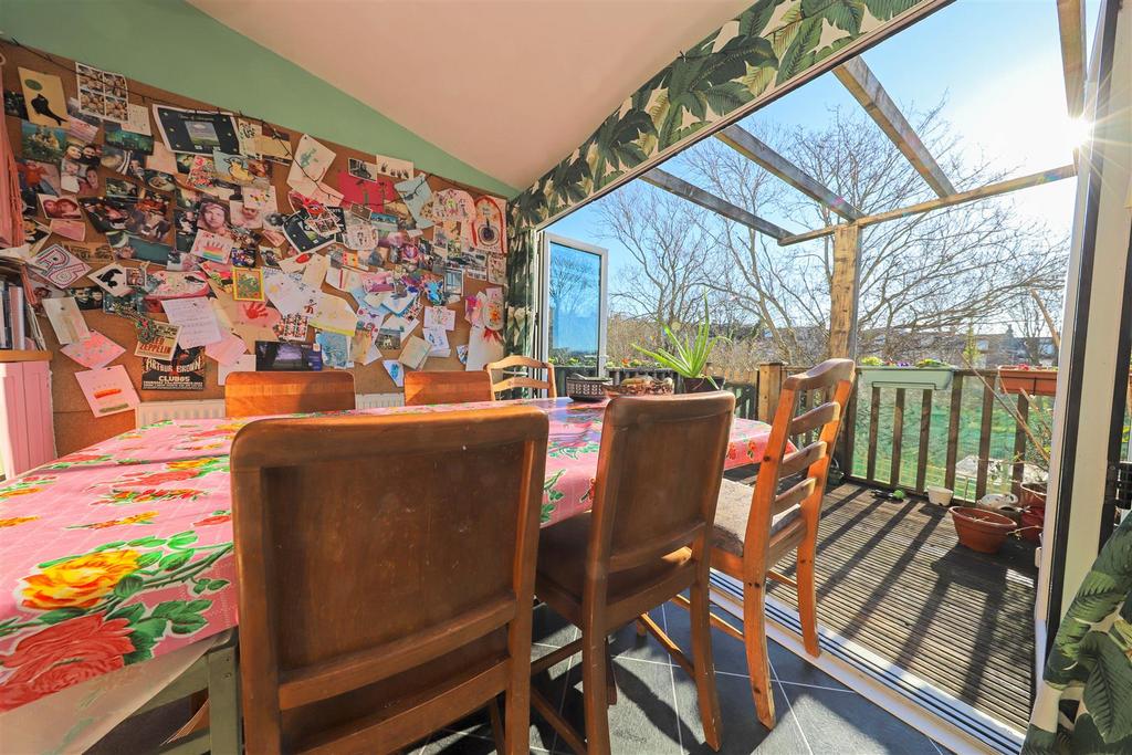 Nicholas james springfield rd dining.jpg