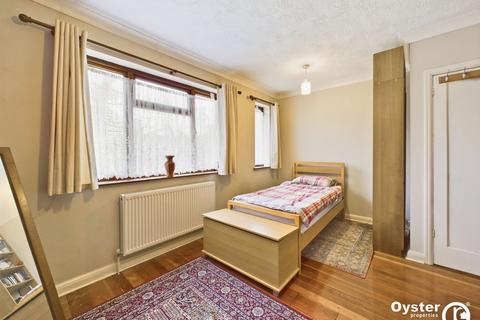 3 bedroom detached house for sale, Uxbridge Road, Harrow, HA3