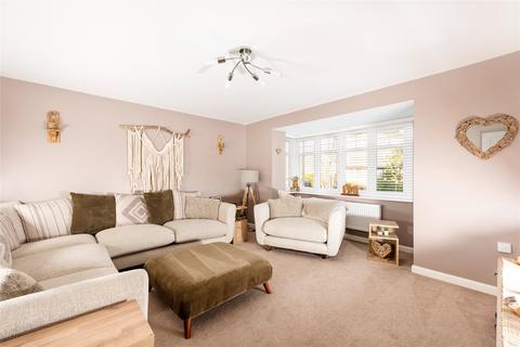 1 Bounds Close, Long Buckby, Northampton, NN6 7WH