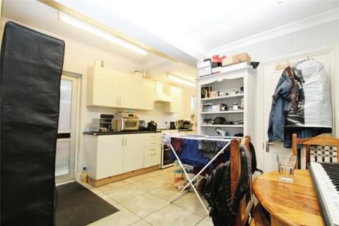 1 bedroom maisonette to rent, Douglas Road, Hornchurch, RM11