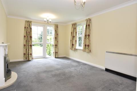 1 bedroom apartment for sale, Massetts Road, Surrey RH6