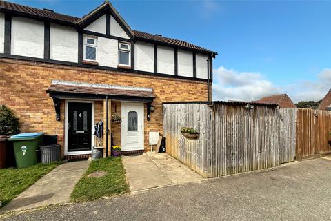 8 Biscay Close, Littlehampton, BN17 6SW