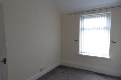 2 bedroom house to rent, John Street, Ellesmere Port