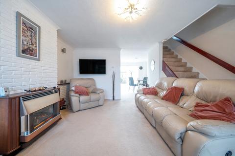 3 bedroom terraced house for sale, Wyteleaf Close, Ruislip, Middlesex