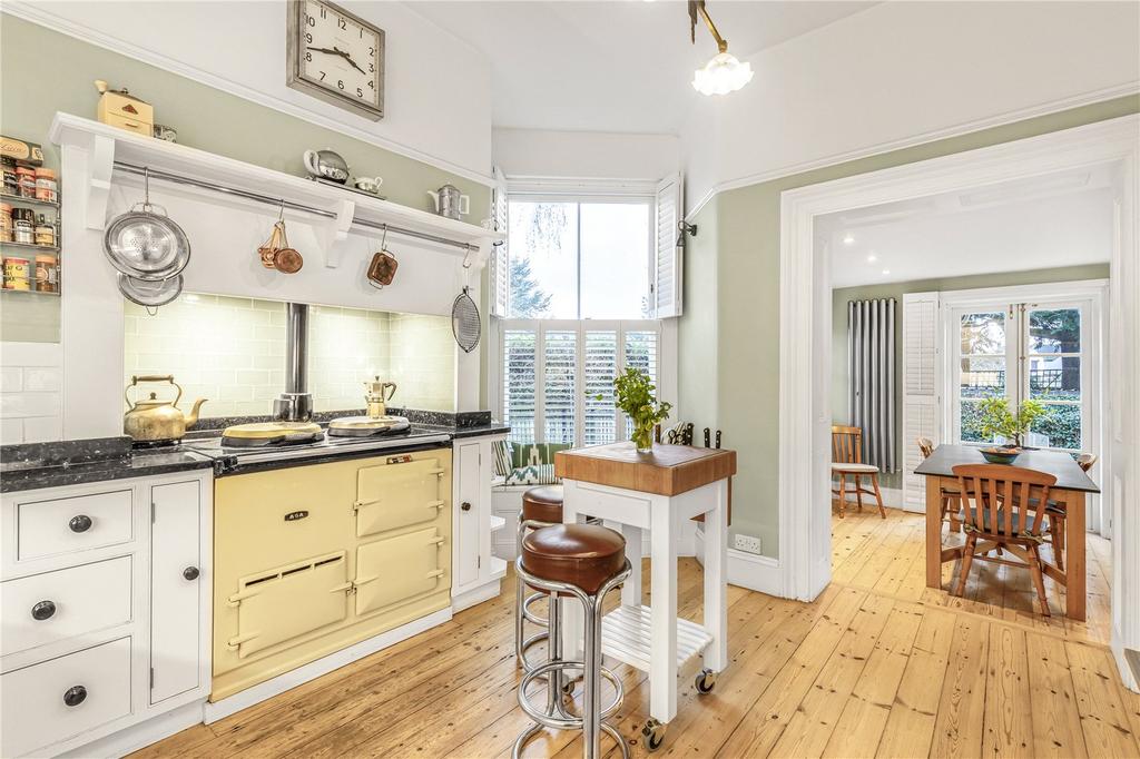 Kitchen/Reception