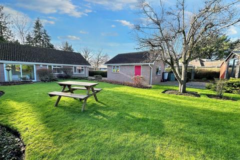 3 bedroom detached bungalow for sale, Verwood