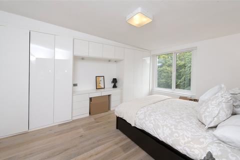 3 bedroom apartment to rent, London SW5